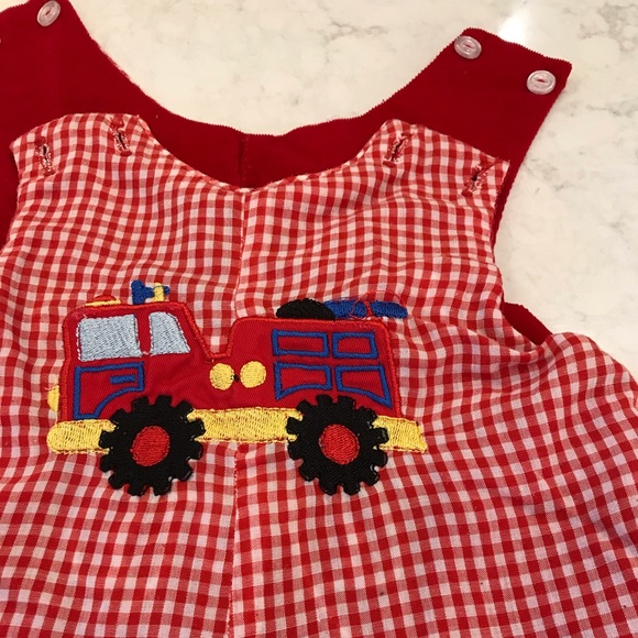 Reversible red Overalls - Picture 6 of 8